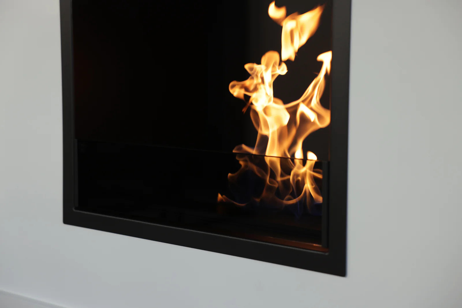 Selected Vertical Fireplace 70 x 120 cm
