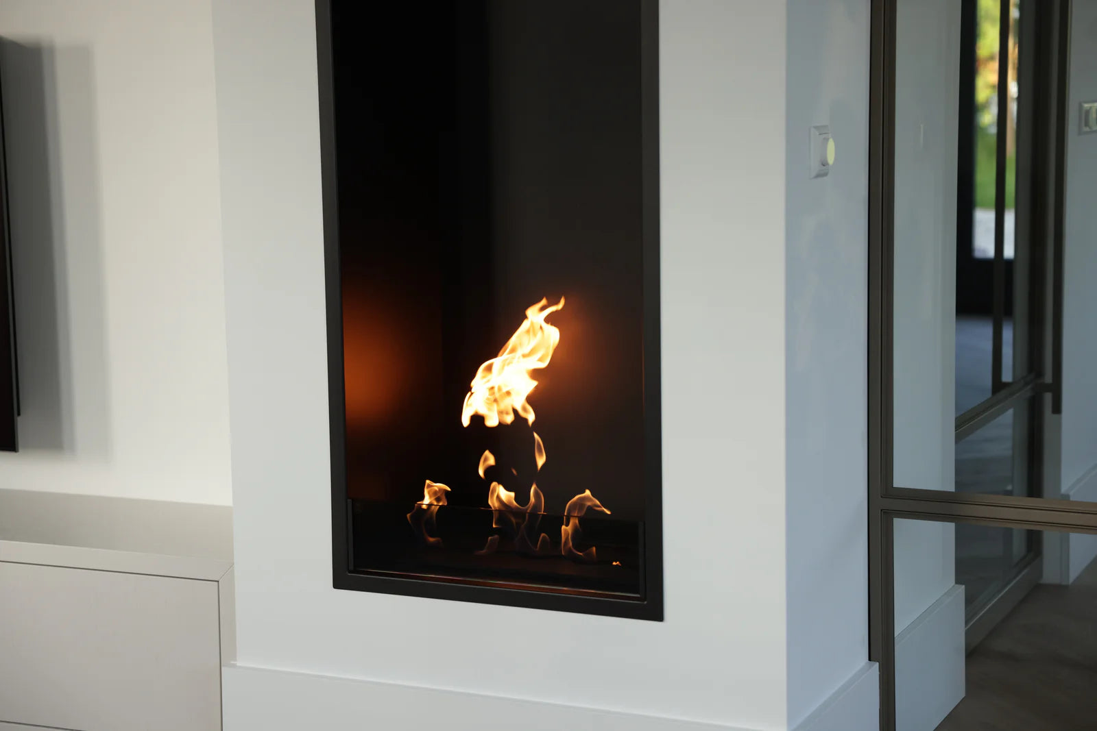 Selected Vertical Fireplace 70 x 120 cm